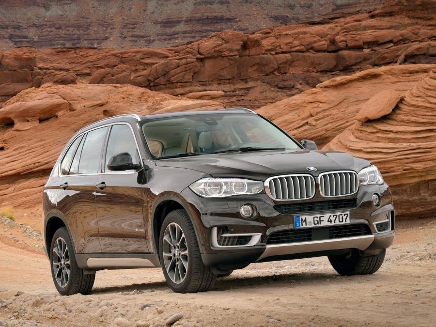  BMW X5 xDrive 5.0i 2013 года  (фото 10 из 30)